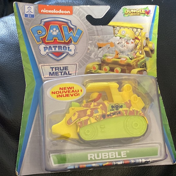3 Paw Patrol True Metal Vehicles plus Bonus - Picture 9 of 10